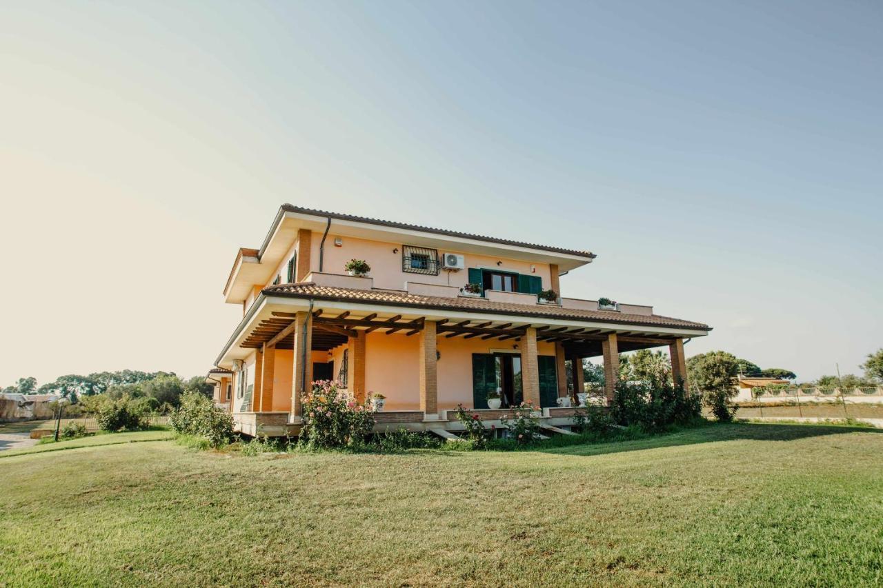 Bed And Breakfast Villa Romano Anzio Værelse billede